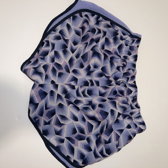 Nike Tempo Running Shorts Womens Large Dri Fit Purple Graphic Mesh Lined Swoosh - Picture 8 of 8